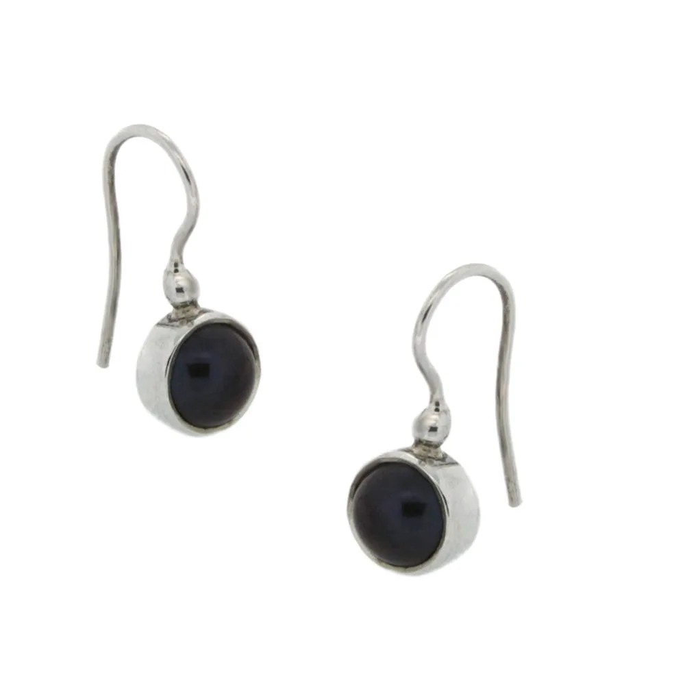Zilveren oorhangers met zwarte Parel