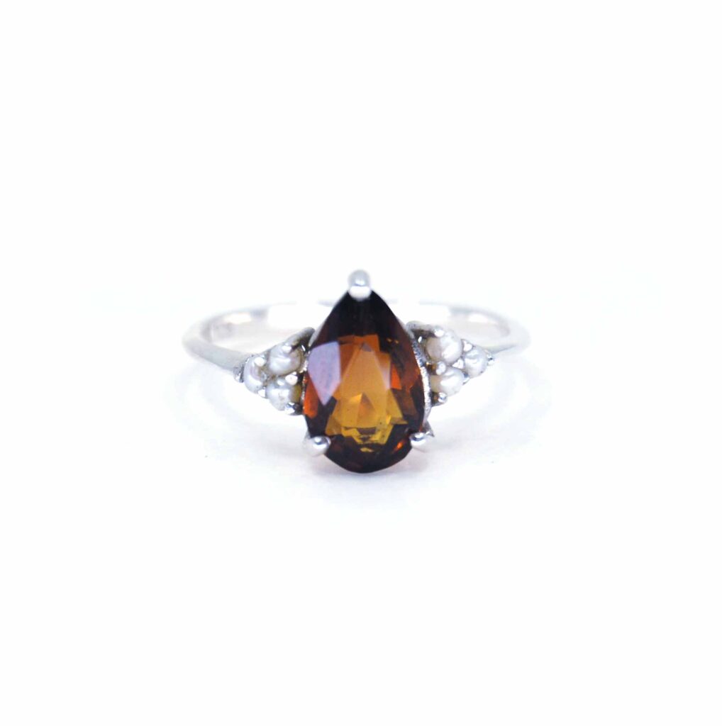 Zilveren ring met Citrien en Parels