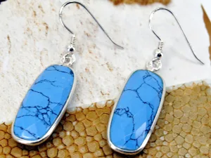 Oorhangers met lichtblauwe howliet