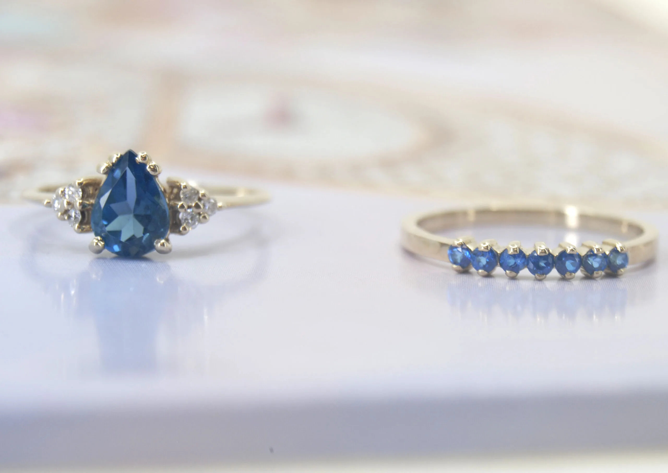 Gouden ring met topaas