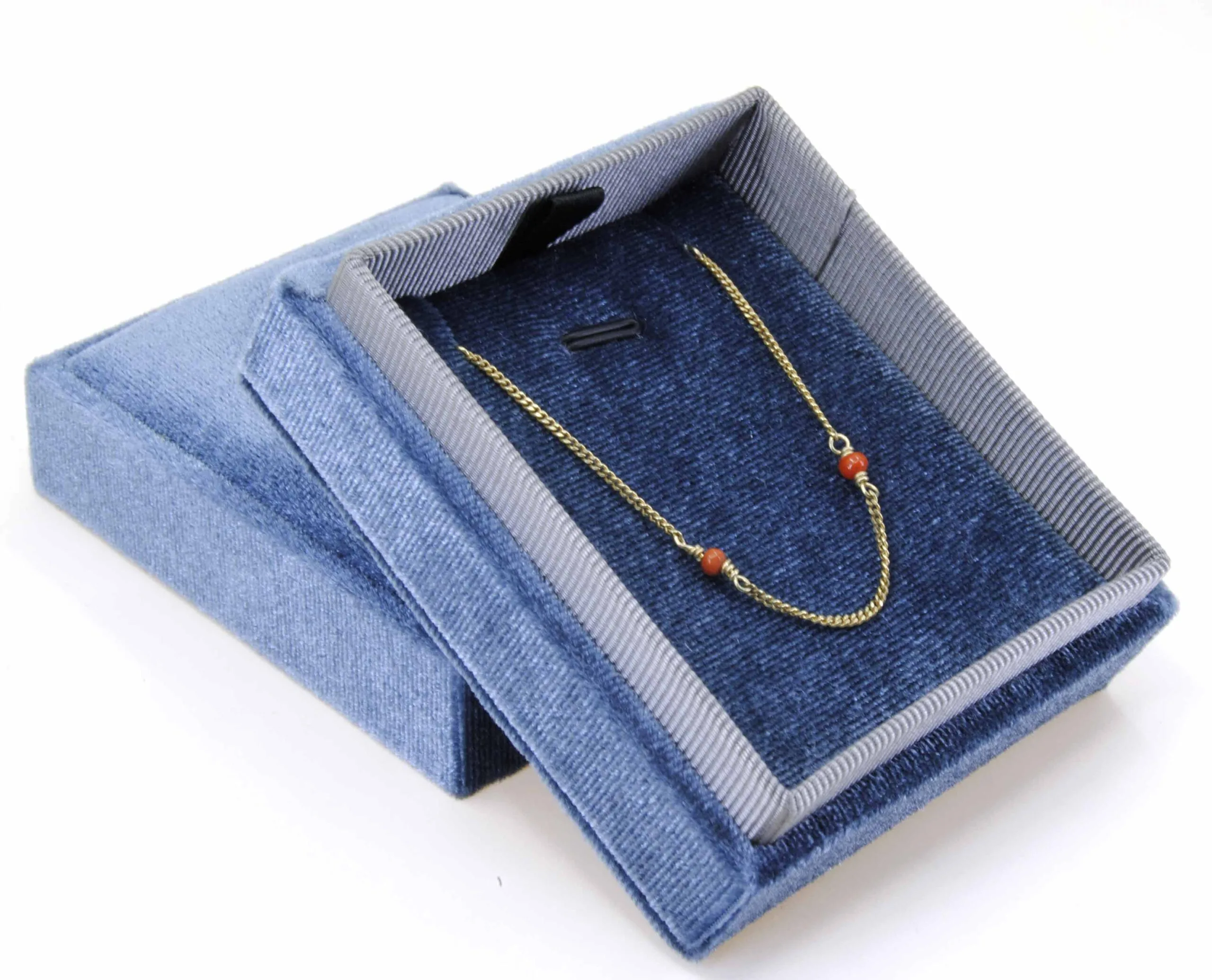 Zilver/verguld collier met Bloedkoraal