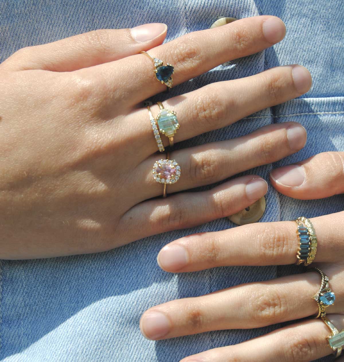 Geelgouden ring blauwe toermalijn en diamant Geelgouden ring met blauwe Topaas en Diamant Gouden ring druppelvorm met topaas en diamant Gouden ring met 7 Diamanten Gouden ring roze Toermalijn en Diamant