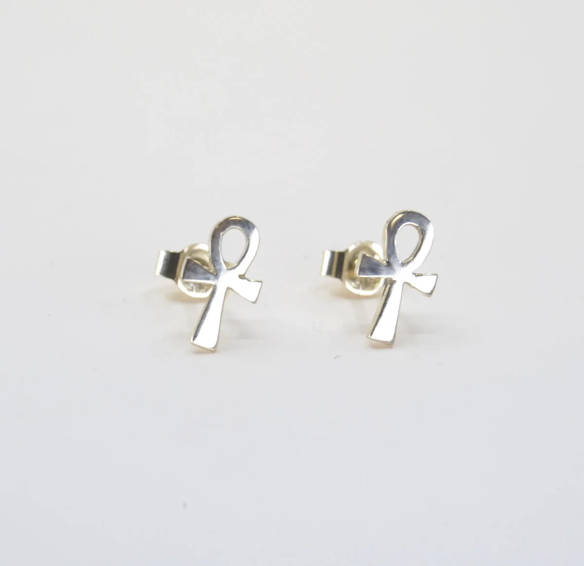 14K Gouden oorknoppen met Ankh