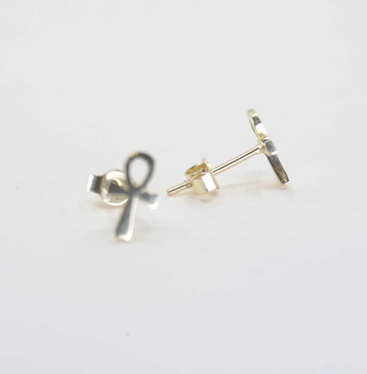 14K Gouden oorknoppen met Ankh