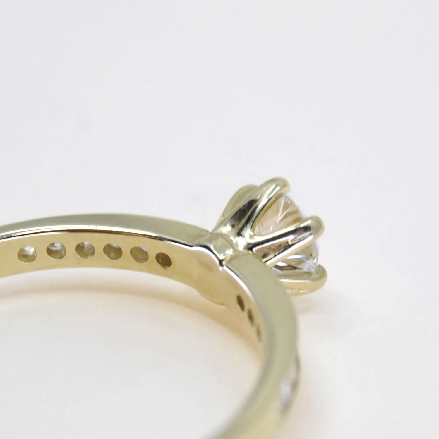 Geelgouden ring Moraine met Diamant 0,55crt