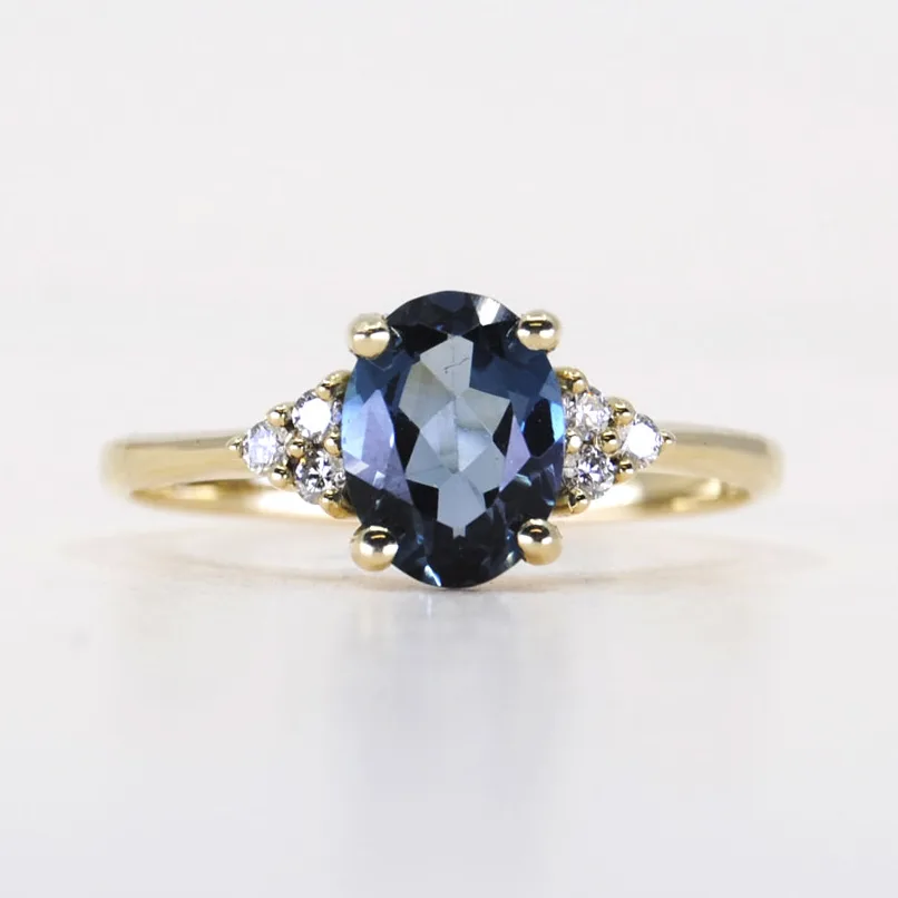 Geelgouden ring Groningen Topaas