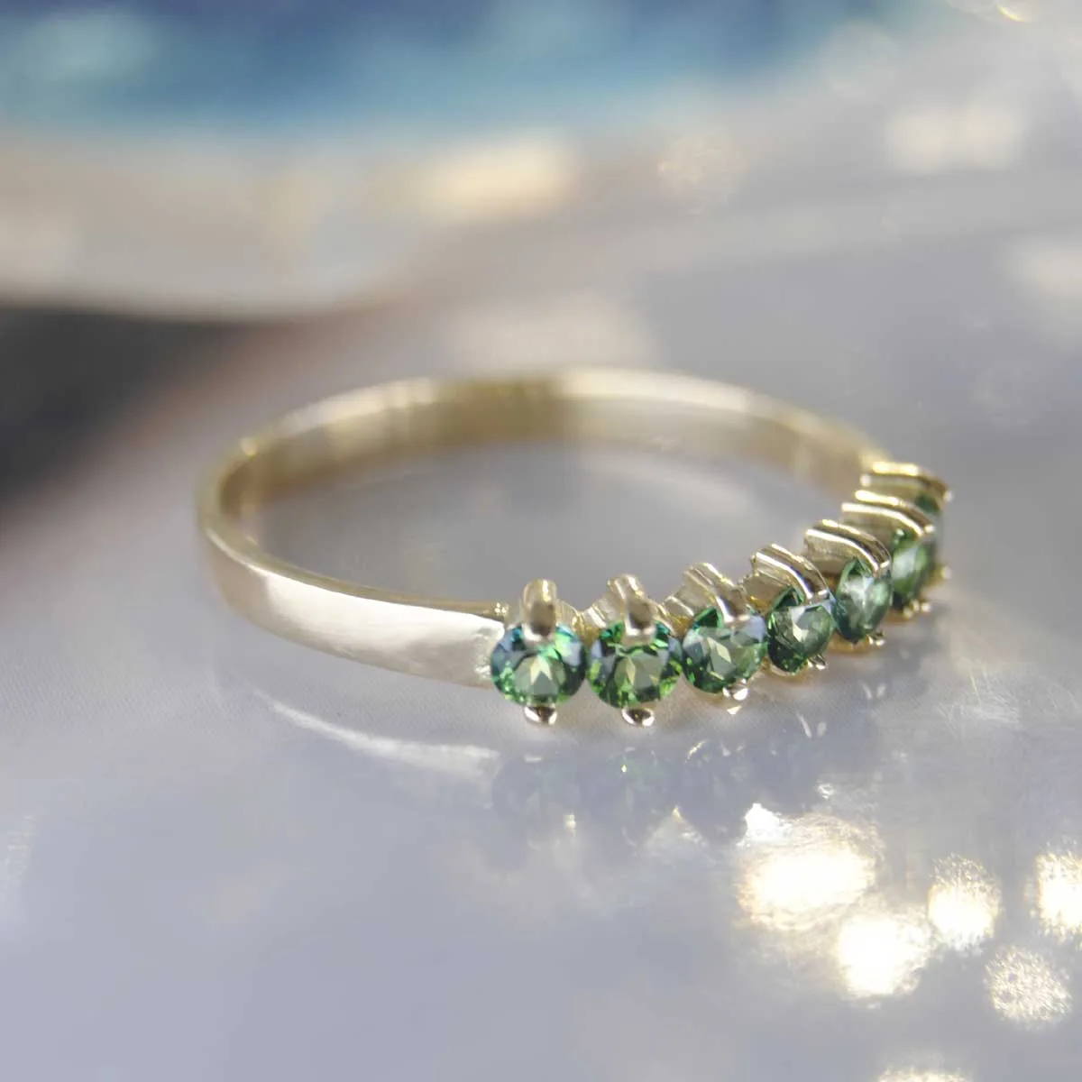 Geelgouden ring Lucca met groene Topaas